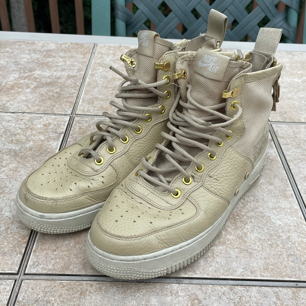 Nike SF-AF1 Mid Mushroom Light Bone Zip Sneakers